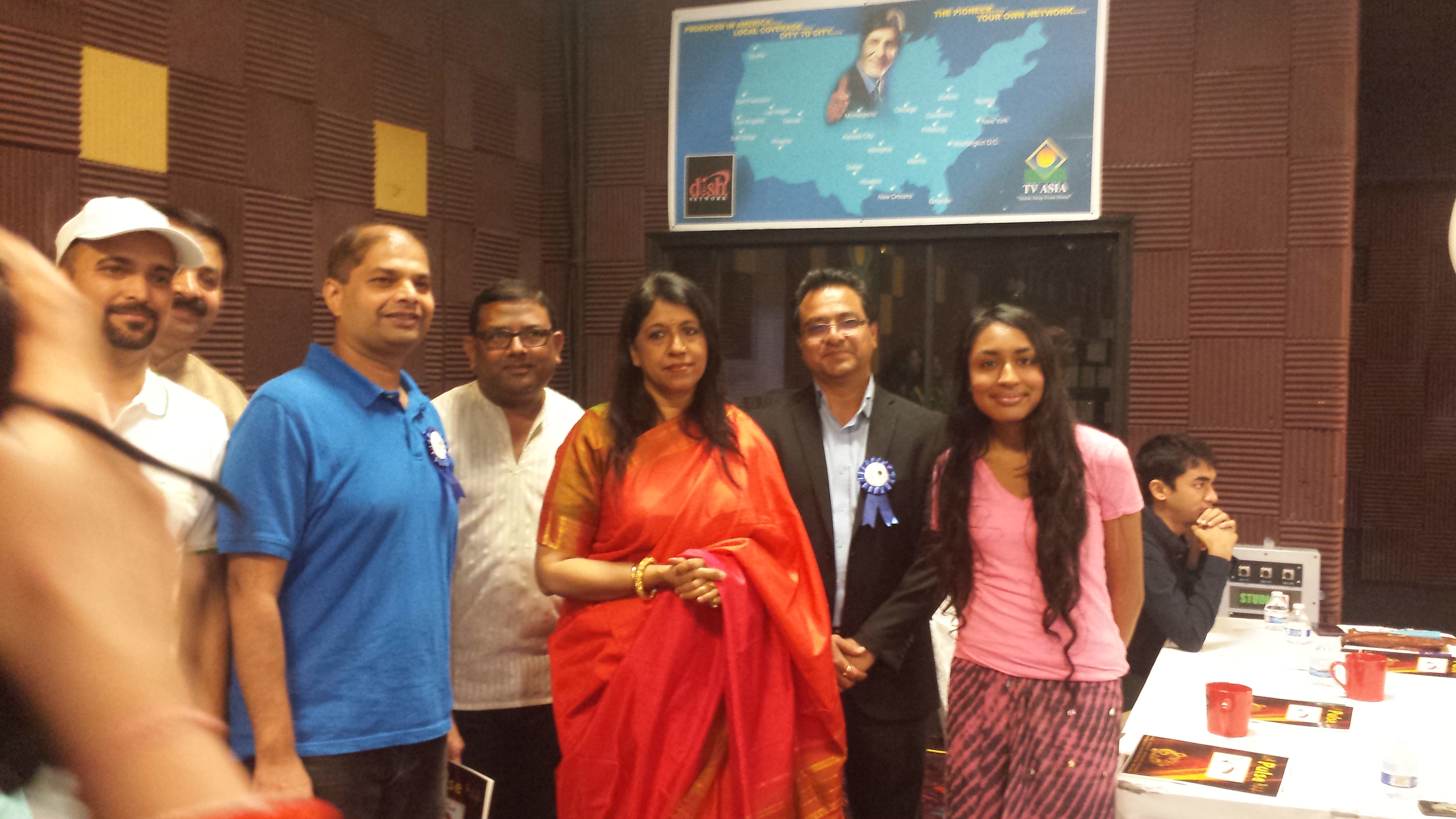Kavita Krishnamurthy ji with SIF volunteers