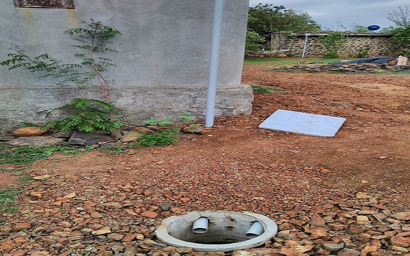 Recharge pit at Chinchani village.